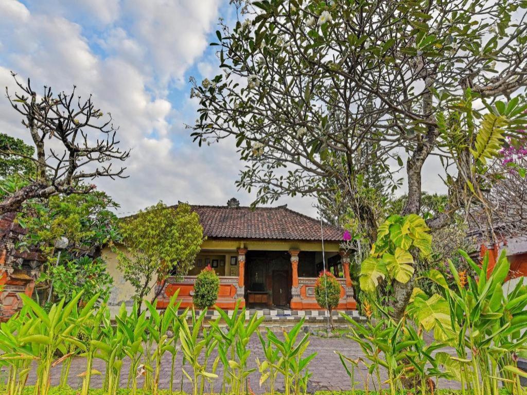 Oyo 91503 Hotel Gedong Ayu Near Sanur Ubud Exterior foto